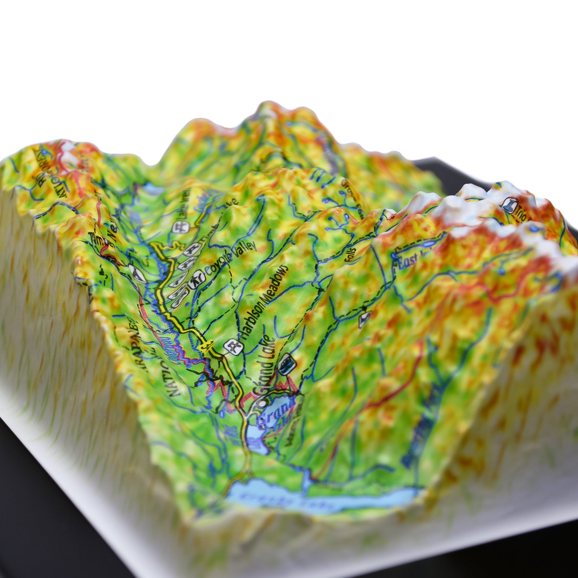 TestPlayNA 3D raised relief map of Rocky Mountain National Park showing mountains, lakes, and trails